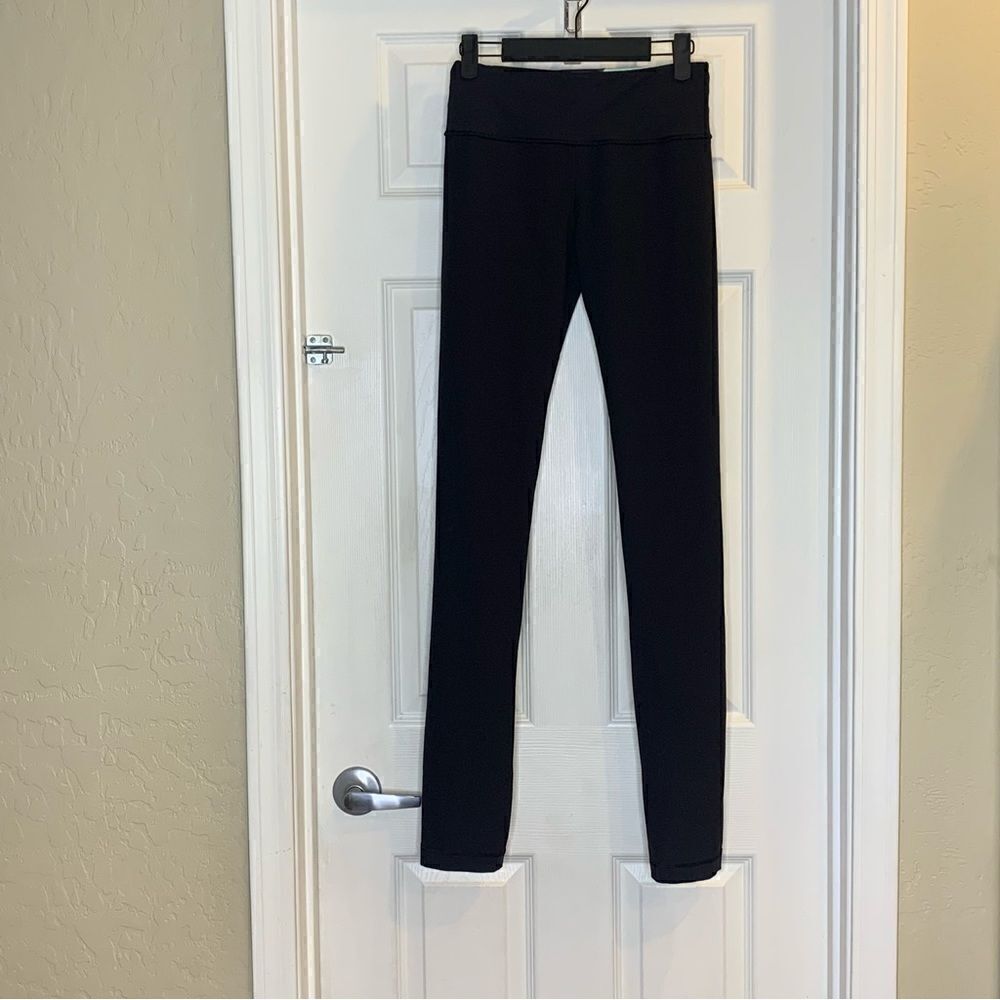 Lululemon Groove Reversible Leggings Workout Yoga Size 4 Inseam 33”